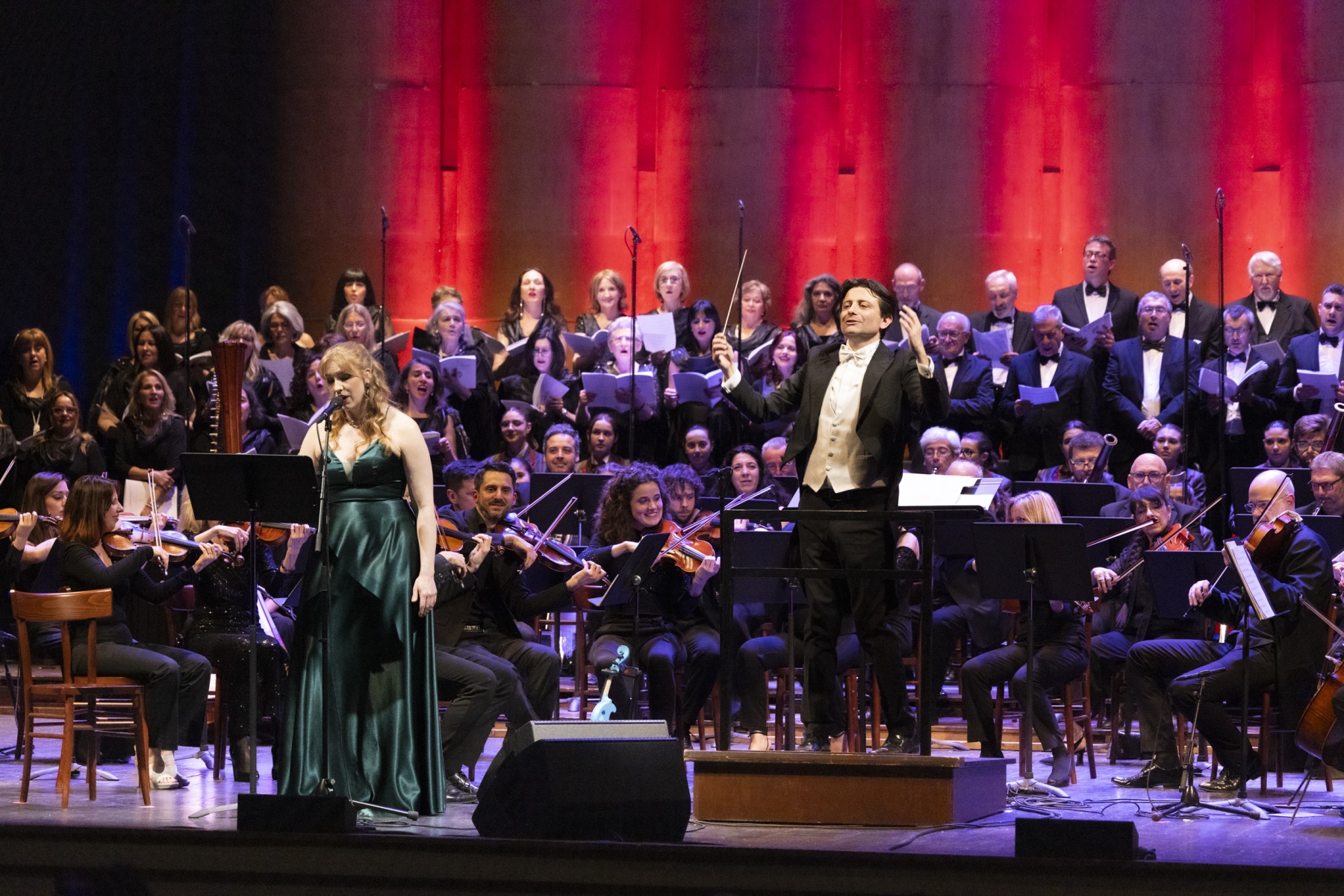 C_Marco_Caselli_Nirmal_Teatro_Comunale_Ferrara_YF044_2901